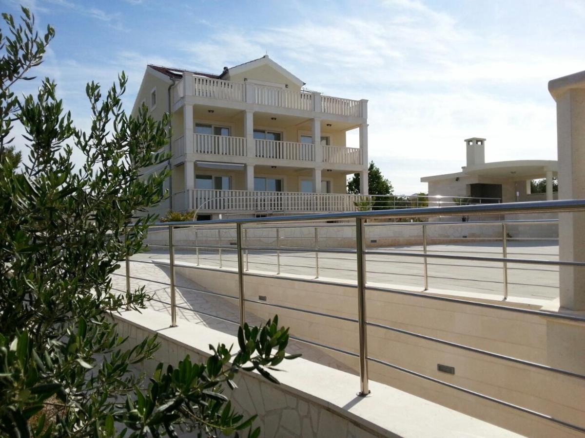 Villa Bachelor Vodice Extérieur photo